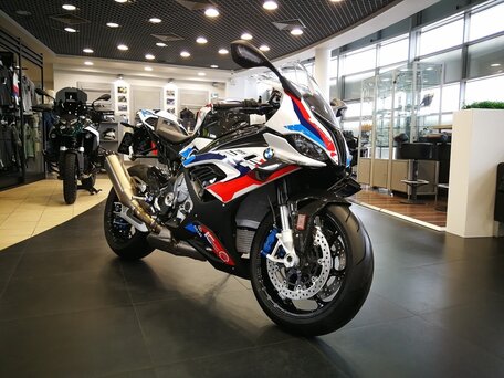 2021 BMW M 1000 RR, белый, 3490000 рублей, вид 1