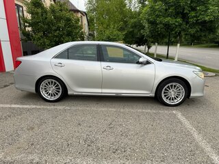 2013 Toyota Camry VII (XV50), серый, 1600000 рублей, вид 4