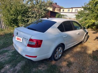 2013 Skoda Octavia III (A7), белый, 1400000 рублей, вид 3
