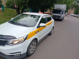 2016 Kia Rio III Рестайлинг, белый, 580000 рублей, вид 1