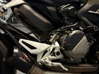 2023 Ducati Streetfighter V2, зелёный, 1550000 рублей, вид 2