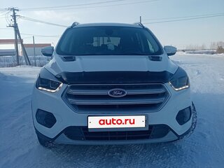 2017 Ford Kuga II Рестайлинг, белый, 1500000 рублей, вид 2