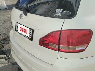 2002 Toyota Avensis Verso I, белый, 829990 рублей, вид 5