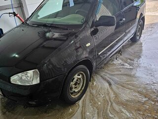 2010 Lada (ВАЗ) Kalina I, чёрный, 199000 рублей, вид 1