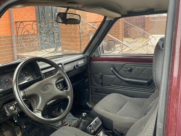 2011 Lada (ВАЗ) 2121 (4x4) I Рестайлинг, красный, 385000 рублей - вид 4