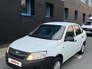 2017 Lada (ВАЗ) Granta I, белый, 300000 рублей, вид 2