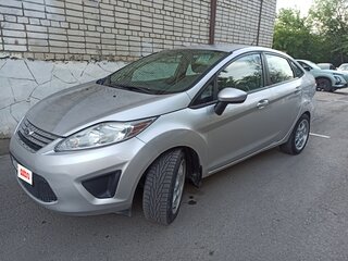 2012 Ford Fiesta Mk6, серебристый, 939000 рублей, вид 1