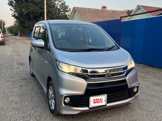 2017 Mitsubishi eK Custom I Рестайлинг, серебристый, 820000 рублей, вид 1