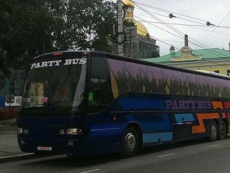 1988 Volvo B10 Series, синий, 4000000 рублей, вид 3