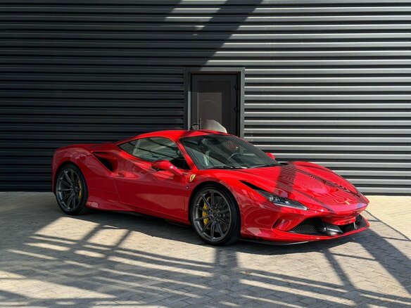 2021 Ferrari F8 Tributo, красный, 25500000 рублей - вид 12