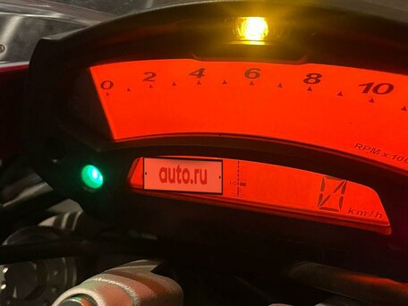 2013 Ducati Monster 696, красный, 500000 рублей, вид 5