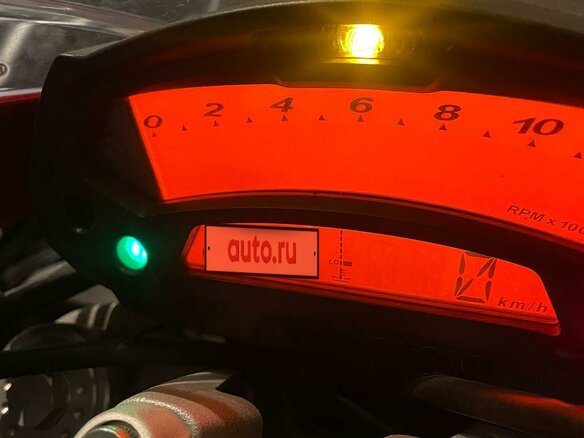 2013 Ducati Monster 696, красный, 500000 рублей - вид 4