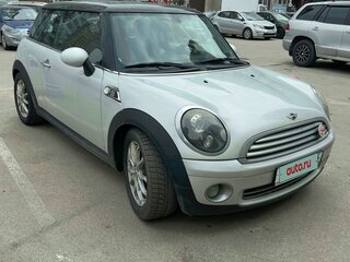 2010 Mini Hatch Cooper II (R56) Рестайлинг, серебристый, 1100000 рублей, вид 3
