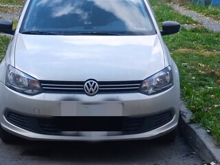 2011 Volkswagen Polo V, золотистый, 660000 рублей, вид 1