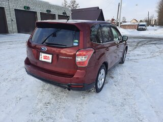 2017 Subaru Forester IV Рестайлинг 2, красный, 1050000 рублей, вид 3