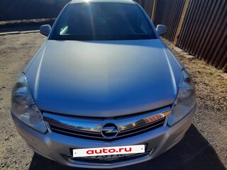 2011 Opel Astra H Рестайлинг, серебристый, 600000 рублей, вид 5