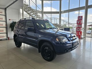 2017 Chevrolet Niva I Рестайлинг, синий, 865000 рублей, вид 4