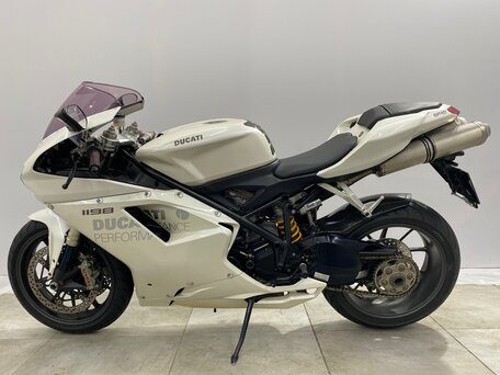 2009 Ducati 1198, белый, 699000 рублей, вид 2