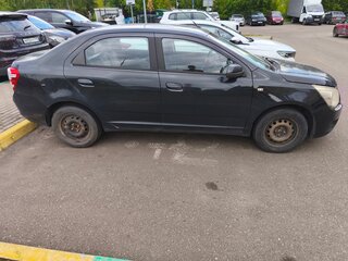 2013 Chevrolet Cobalt II, чёрный, 460000 рублей, вид 3