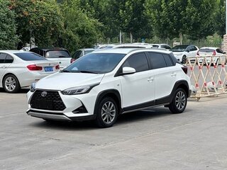 2022 Toyota Yaris L X XP150 Рестайлинг, белый, 1343000 рублей, вид 1