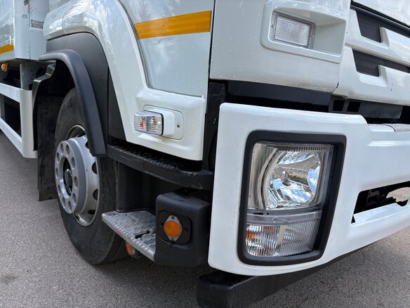 2018 Isuzu Forward (F-Series), белый, 2300000 рублей - вид 23
