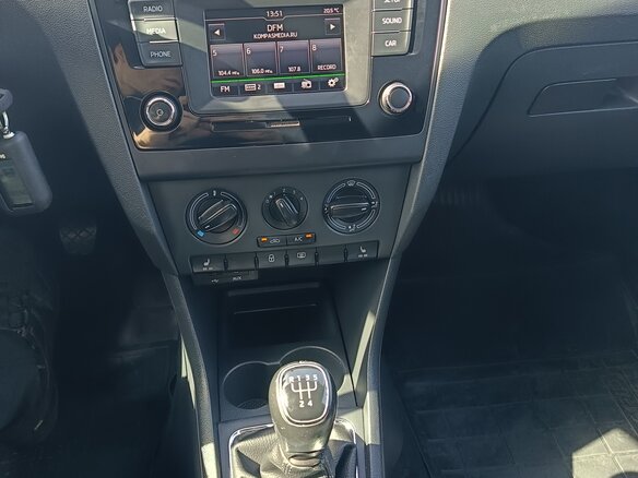 2016 Skoda Rapid I, белый, 950000 рублей - вид 15