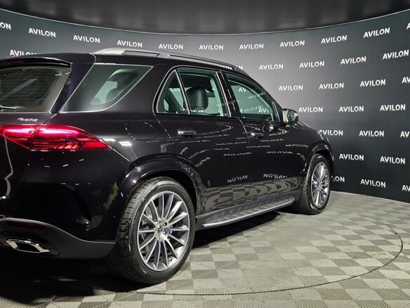 2025 Mercedes-Benz GLE 450 d II (V167) Рестайлинг, чёрный, 13499000 рублей - вид 8