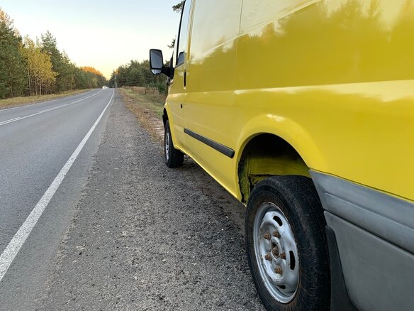 2003 Ford Transit, жёлтый, 760000 рублей - вид 9