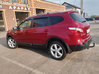 2010 Nissan Qashqai+2 I Рестайлинг, красный, 1450000 рублей, вид 1