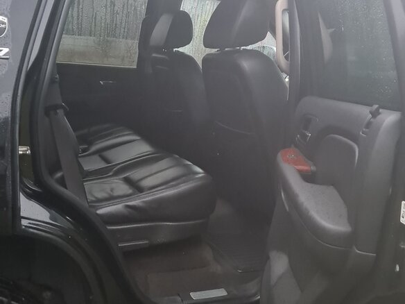 2008 Chevrolet Tahoe III, чёрный, 2350000 рублей - вид 16