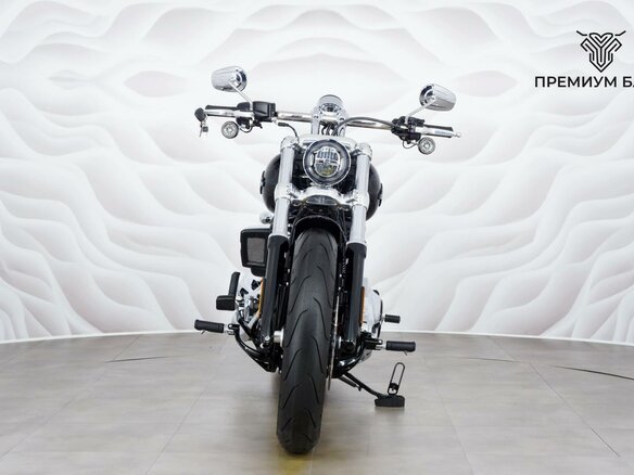 2025 Harley-Davidson Breakout, чёрный, 3099000 рублей - вид 3