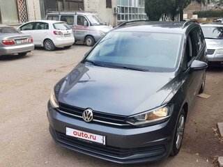 2016 Volkswagen Touran II, серый, 1900000 рублей, вид 2