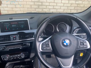 2018 BMW X1 18i sDrive II (F48), синий, 1890000 рублей, вид 3