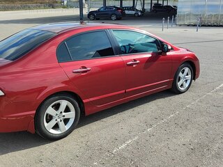2010 Honda Civic VIII Рестайлинг, красный, 790000 рублей, вид 4