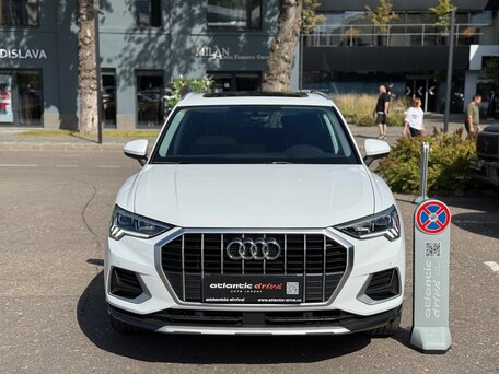 2022 Audi Q3 35 TFSI II (F3), белый, 2570000 рублей, вид 2