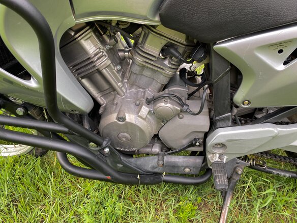 2001 Honda XL650V Transalp, серебристый, 430000 рублей - вид 15