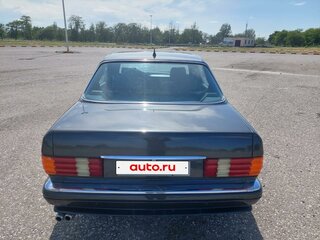 1990 Mercedes-Benz S-Класс 300 II (W126) Рестайлинг, чёрный, 1650000 рублей, вид 2