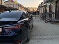 2019 Lexus ES 300h VII, синий, 4600000 рублей - вид 11