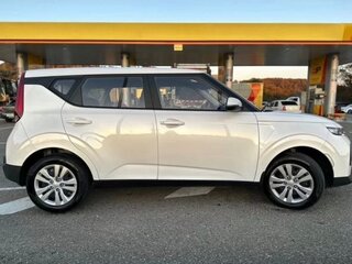 2022 Kia Soul III, белый, 1800000 рублей, вид 3