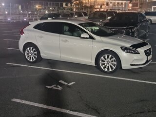 2013 Volvo V40 II, белый, 950000 рублей, вид 2
