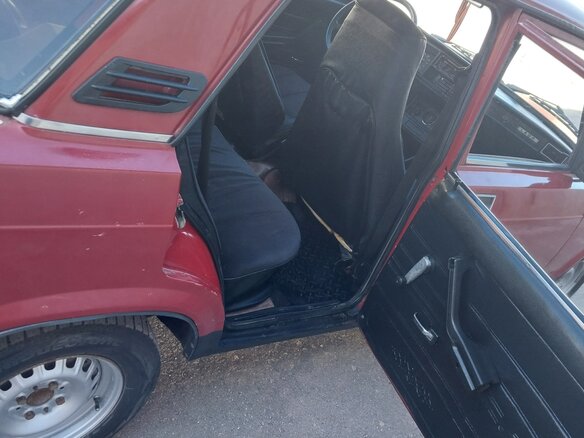1993 Lada (ВАЗ) 2107, красный, 155000 рублей - вид 8
