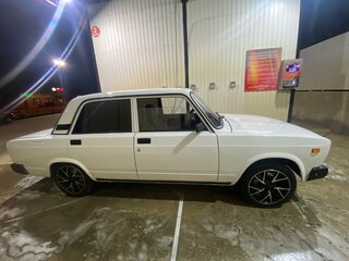 2010 Lada (ВАЗ) 2105, белый, 300000 рублей, вид 4