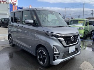 2021 Nissan Roox II, серый, 690000 рублей, вид 2
