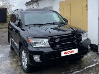 2013 Toyota Land Cruiser 200 Series Рестайлинг 1, чёрный, 4150000 рублей, вид 2