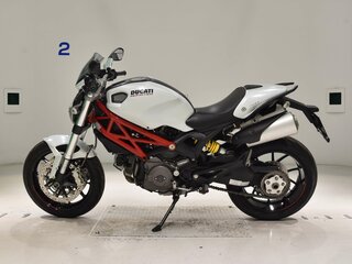 2011 Ducati Monster 796, белый, 500000 рублей, вид 3