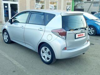 2015 Toyota Ractis II, серебристый, 1030000 рублей, вид 5