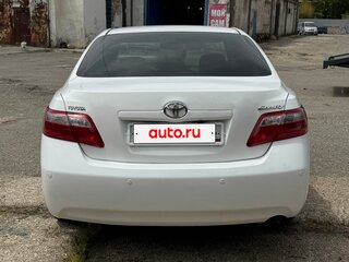 2010 Toyota Camry VI (XV40) Рестайлинг, белый, 1220000 рублей, вид 4