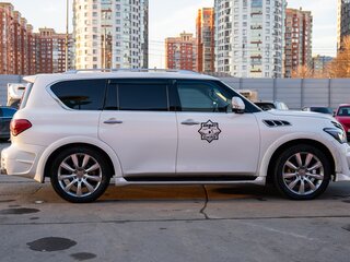 2010 Infiniti QX56 II, белый, 980000 рублей, вид 4