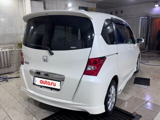 2009 Honda Freed I, белый, 990000 рублей, вид 2