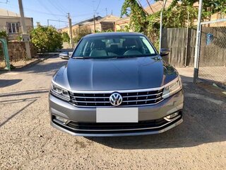 2016 Volkswagen Passat (North America and China) I Рестайлинг, серый, 1599000 рублей, вид 3